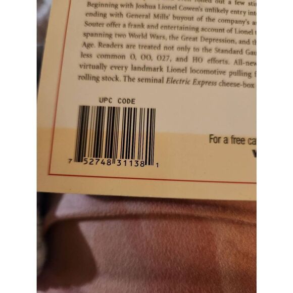 Classic Lionel trains book enthusiastic color series by gerry and Janet souter - Picture 5 of 5